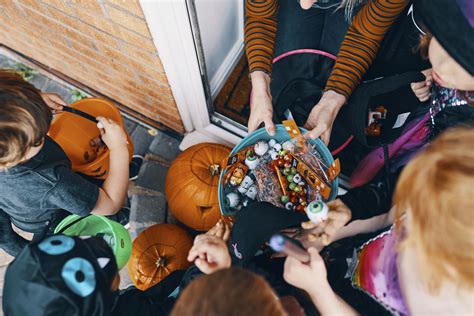asstr halloween|trick or treat .